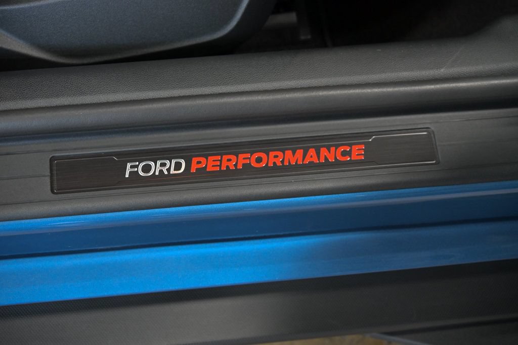 Used 2020 Ford Mustang Shelby GT500 w/ Carbon Fibre Track Pack RWD image 42