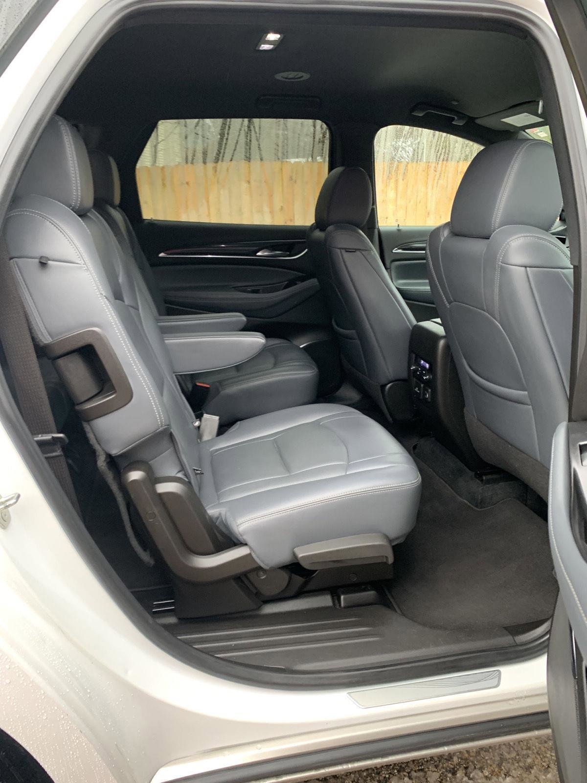 Used 2022 Buick Enclave Premium image 22