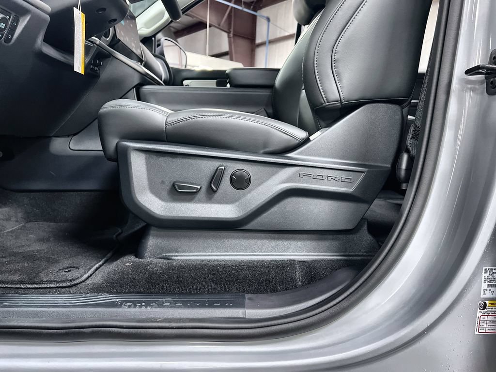 New 2026 Ford Expedition Active AWD/4WD image 14
