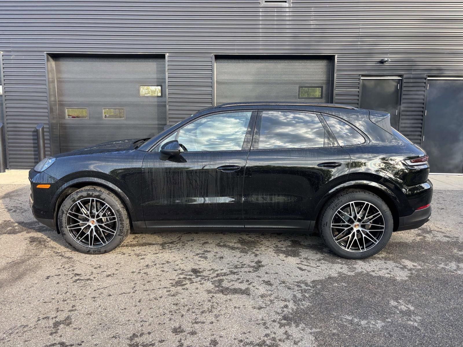 New 2026 Porsche Cayenne S AWD/4WD image 2