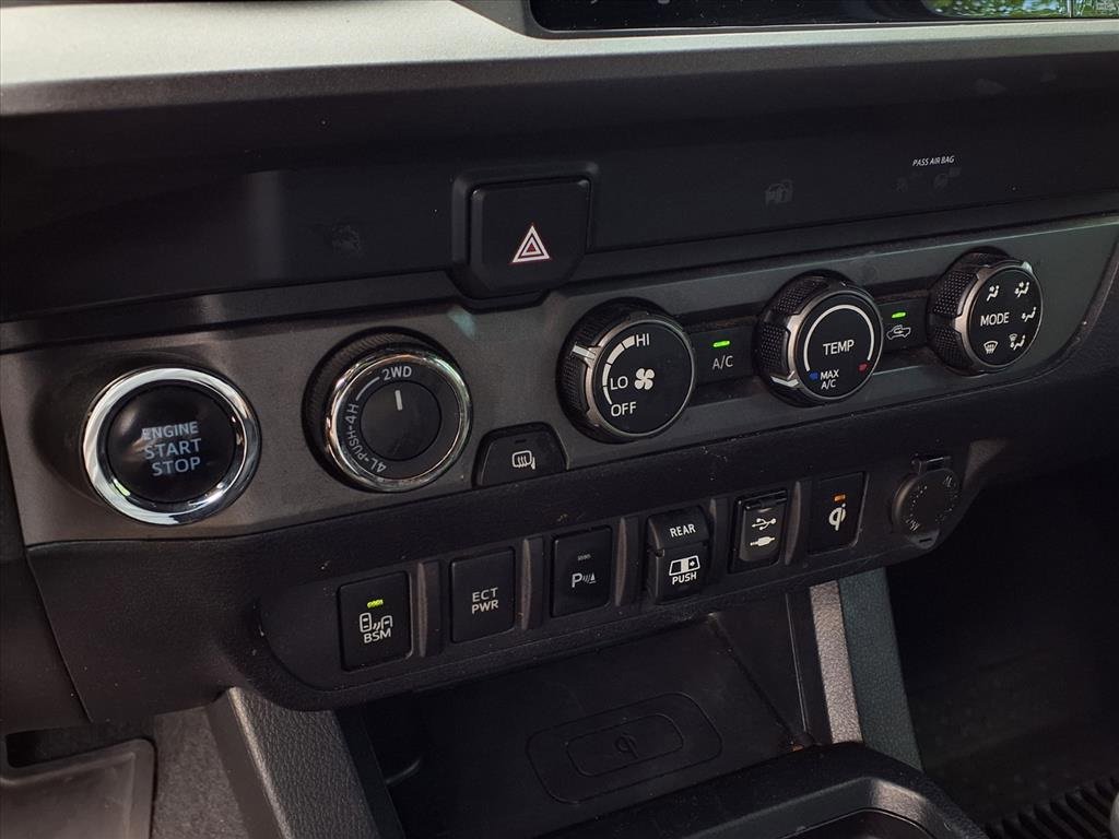 Certified 2019 Toyota Tacoma TRD Sport image 10