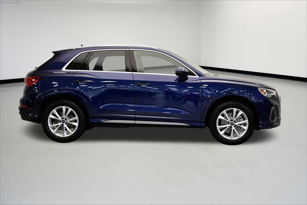 Used 2025 Audi Q3 2.0T Premium w/ Convenience Package image 6