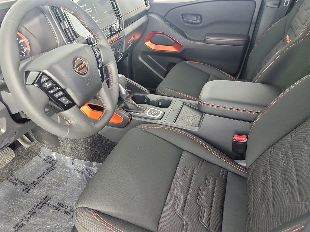 New 2026 Nissan Frontier PRO-4X w/ Pro-4x Convenience Package image 9