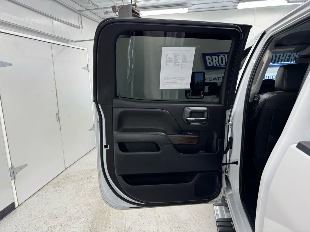 Used 2019 GMC Sierra 2500 Denali w/ Duramax Plus Package AWD/4WD image 20