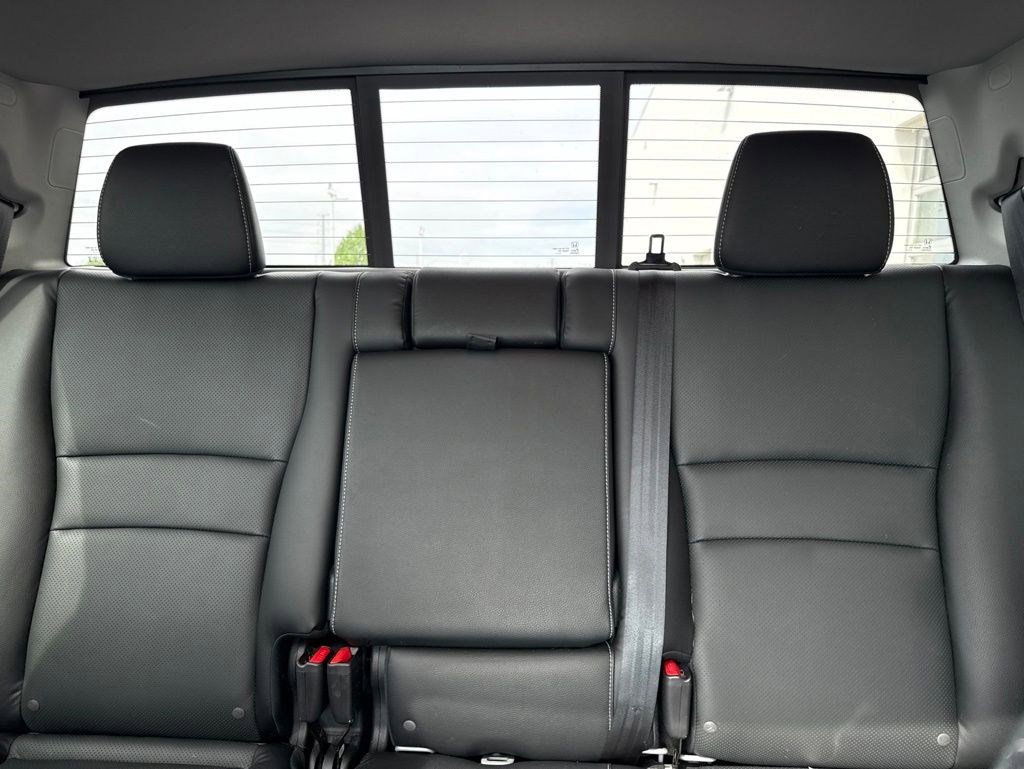 Used 2025 Honda Ridgeline RTL+ image 13