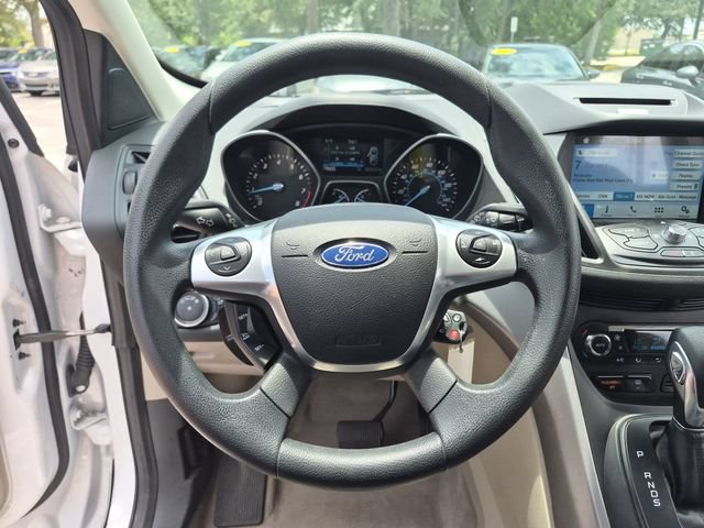 Used 2016 Ford Escape SE w/ Equipment Group 201A FWD image 12