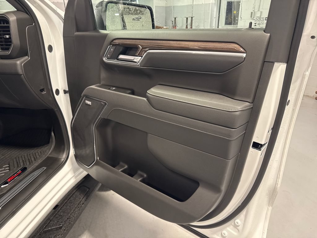 New 2026 Chevrolet Silverado 1500 LT Trail Boss w/ LT Trail Boss Premium Package AWD/4WD image 36