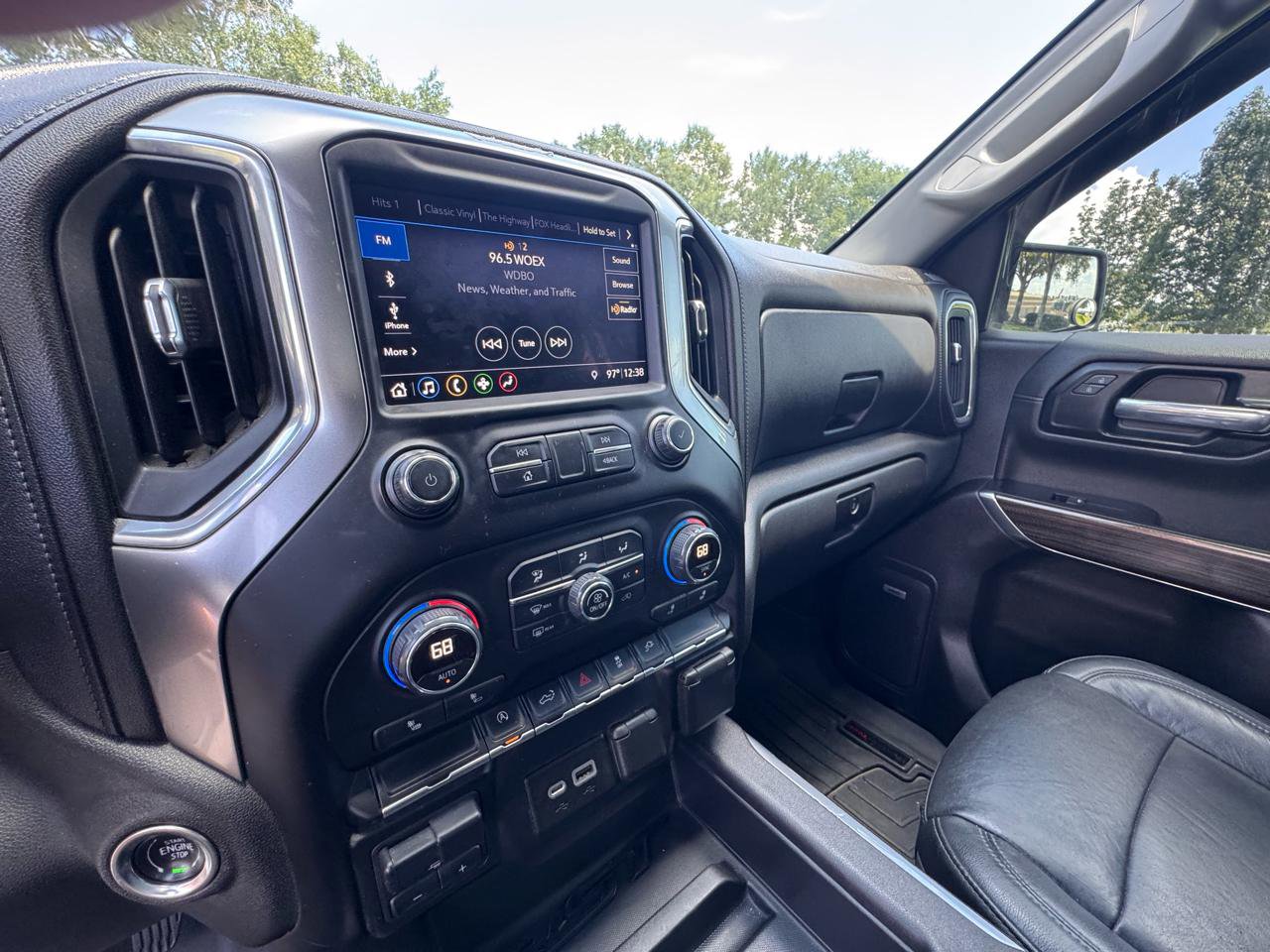 Used 2019 Chevrolet Silverado 1500 RST w/ All-Star Edition image 25