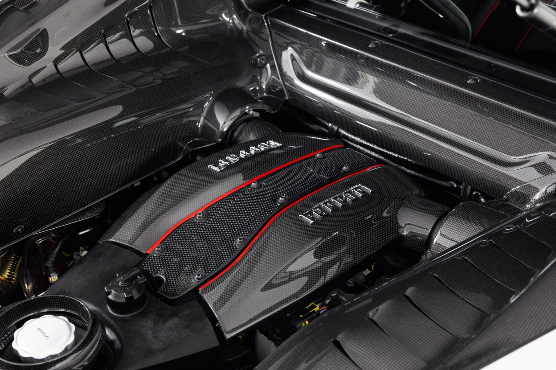 Used 2020 Ferrari 488 Pista Coupe RWD image 59
