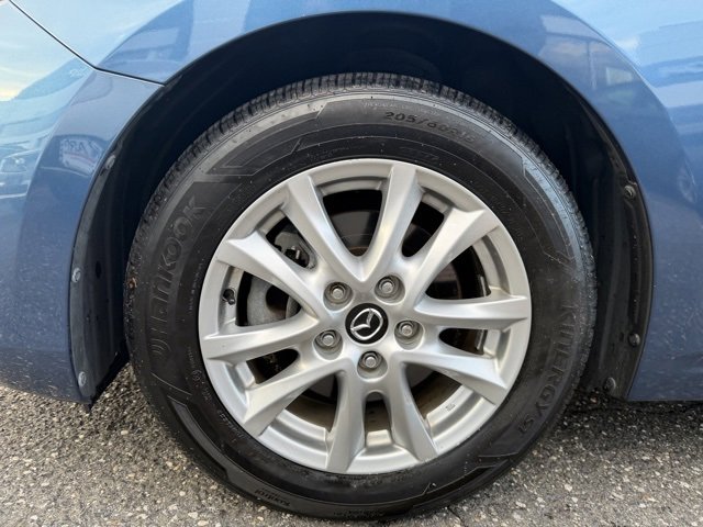 Used 2018 MAZDA MAZDA3 Sport w/ Preferred Equipment Package image 17