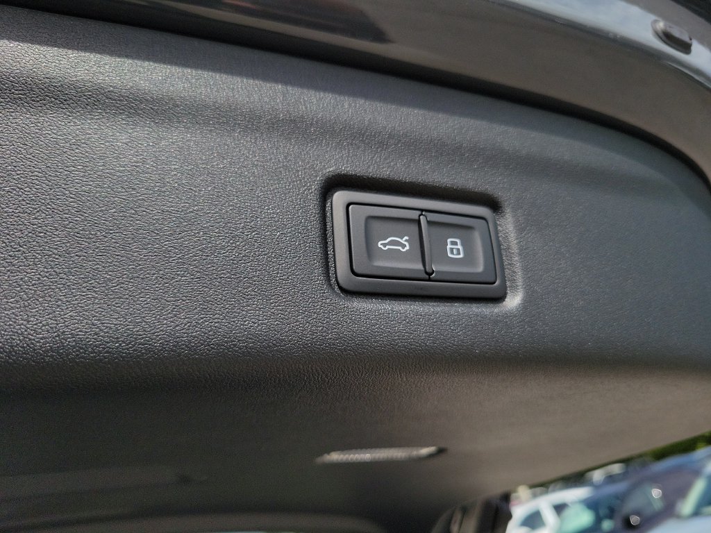 New 2027 Audi Q6 e-tron Premium Plus AWD/4WD image 31