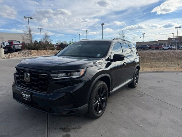 Used 2025 Honda Pilot Black Edition image 3