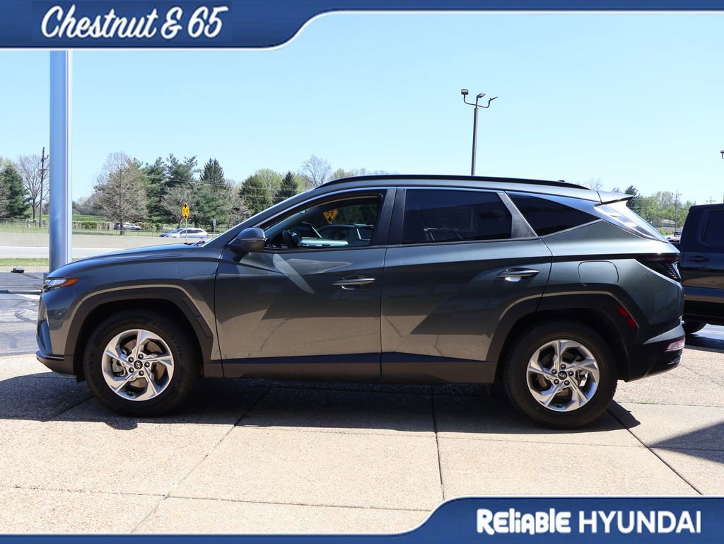 Used 2023 Hyundai Tucson SEL w/ Cargo Package image 3