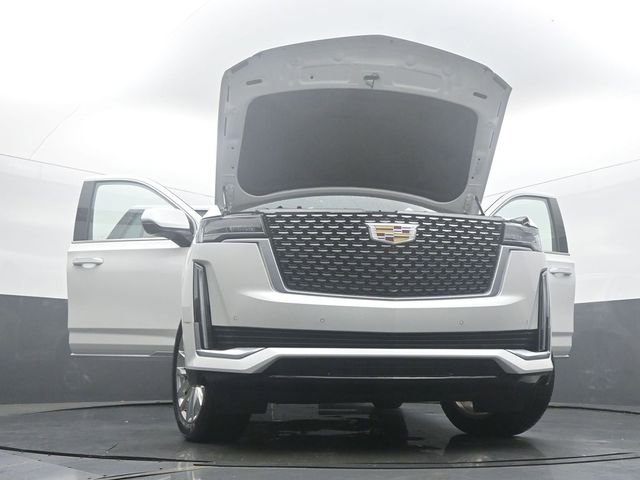 Used 2023 Cadillac Escalade Premium Luxury AWD/4WD image 58