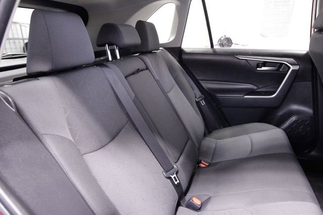 Used 2024 Toyota RAV4 XLE image 17