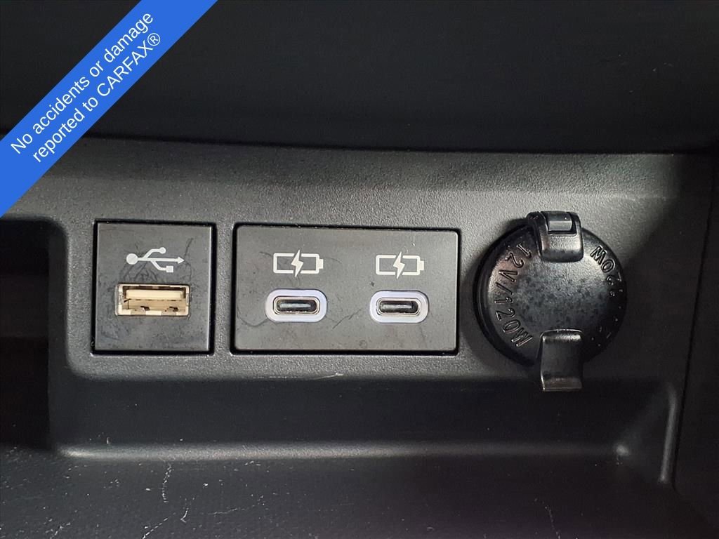 Used 2023 Toyota Highlander XLE image 31