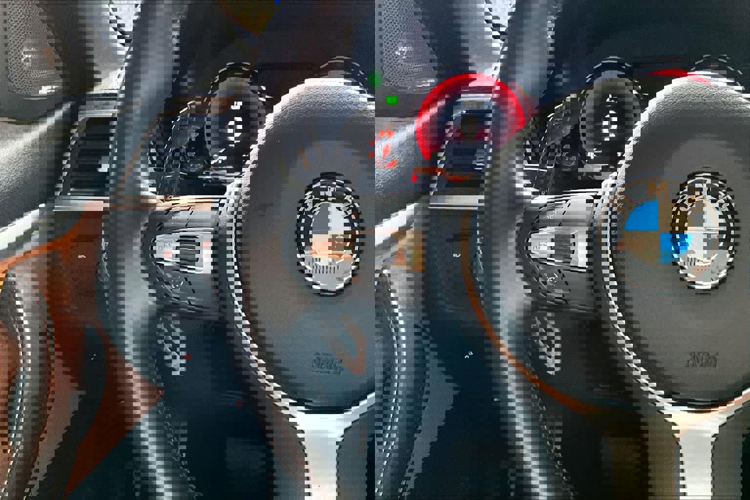 Used 2019 BMW 440i xDrive Convertible w/ M Sport Package image 22