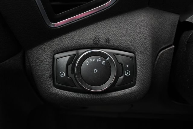 Used 2013 Ford C-MAX SE FWD image 8