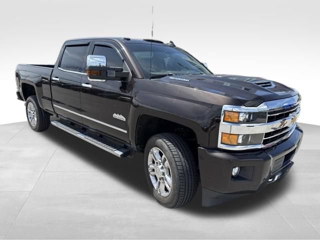 Used 2019 Chevrolet Silverado 2500 High Country w/ Duramax Plus Package AWD/4WD image 4