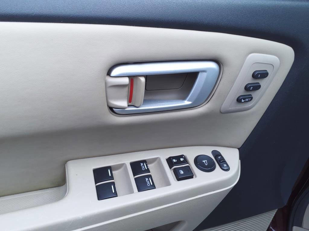 Used 2010 Honda Pilot Touring image 9