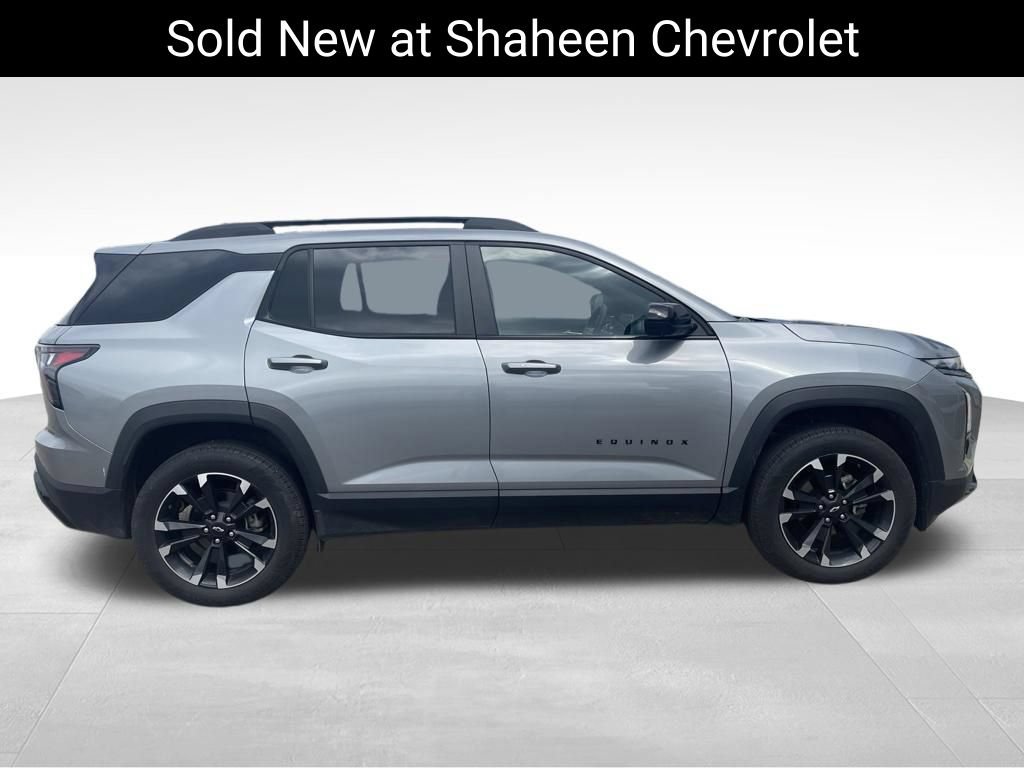 Used 2025 Chevrolet Equinox RS w/ Safety and Technology Package FWD image 8