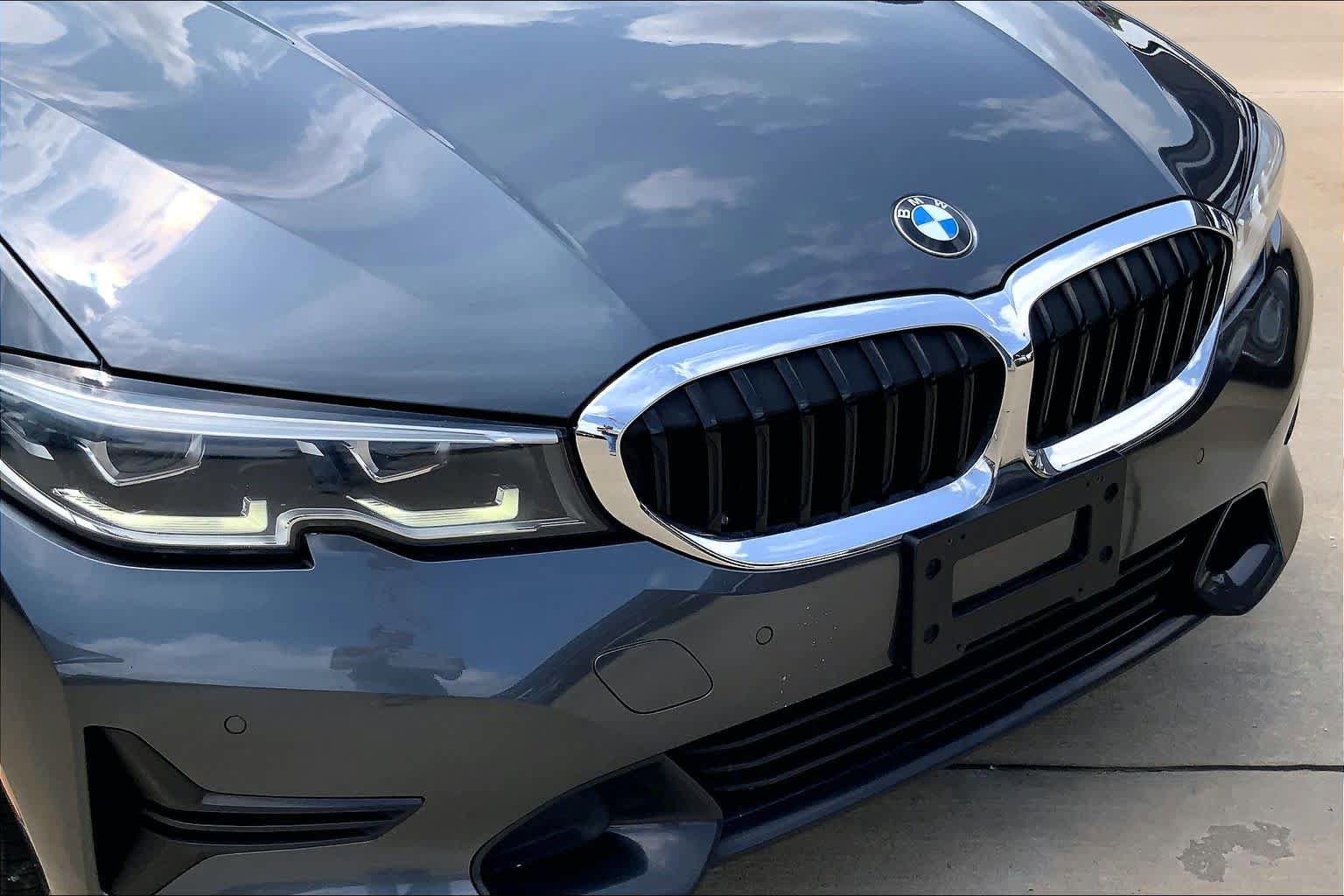 Used 2020 BMW 330i xDrive Sedan w/ Convenience Package AWD/4WD image 29