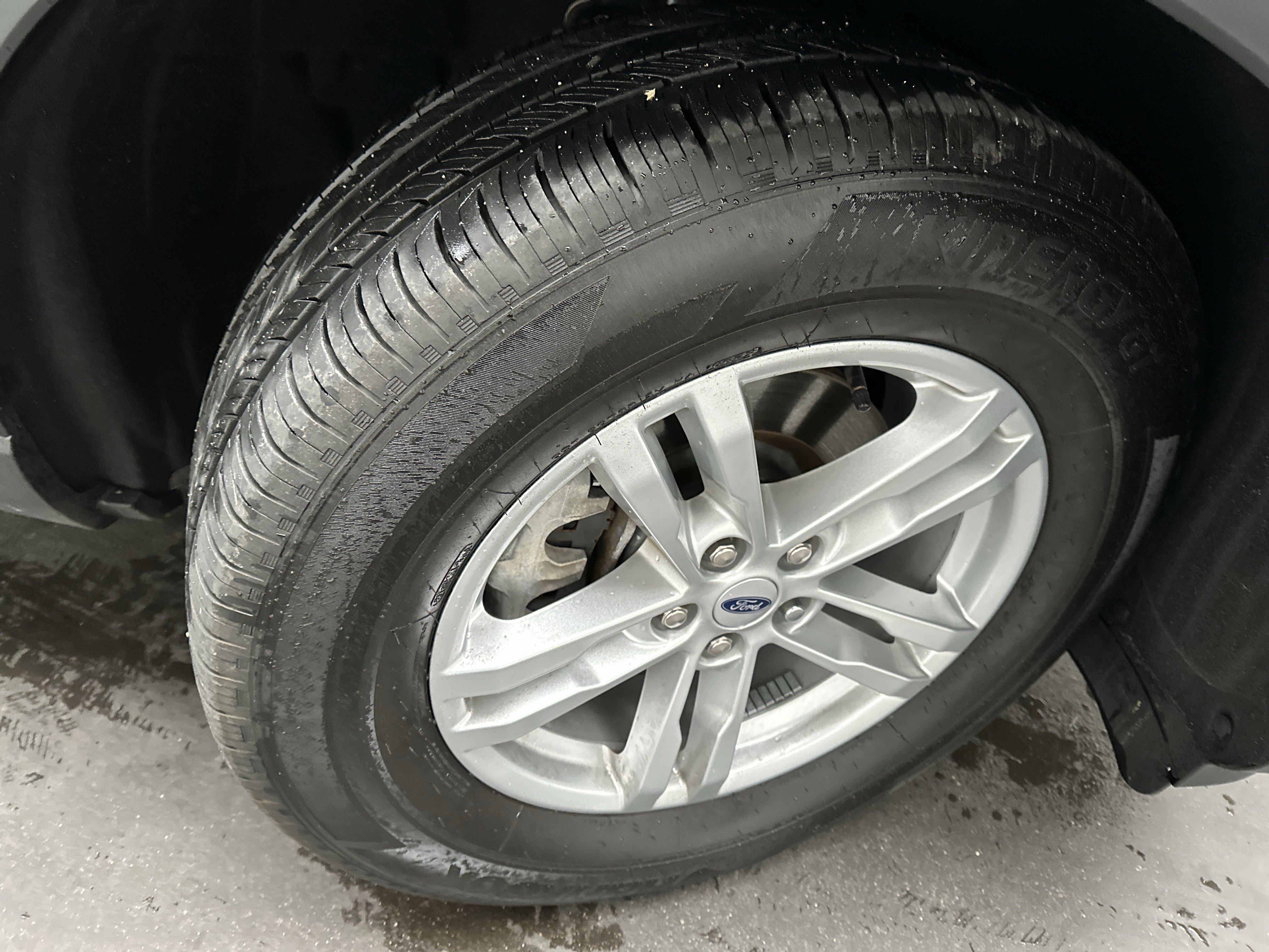 Used 2023 Ford Explorer XLT w/ Equipment Group 202A image 11