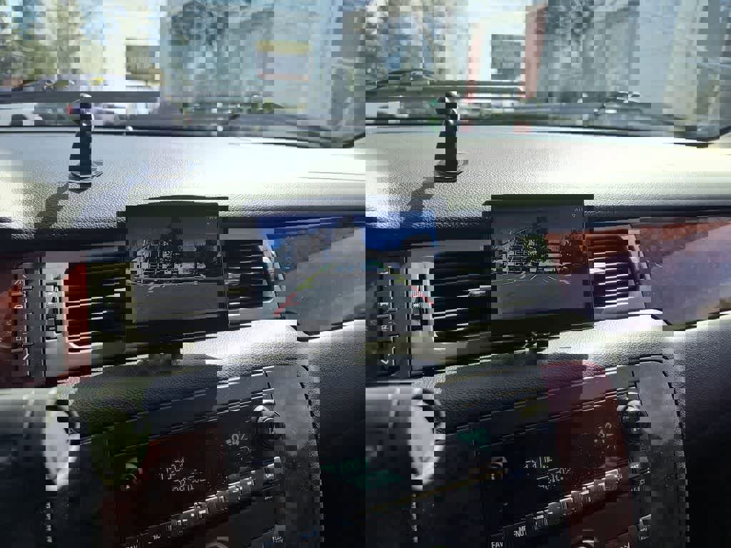 Used 2013 Chevrolet Tahoe LT AWD/4WD image 17