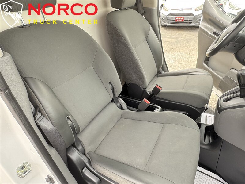 Used 2021 Nissan NV200 S FWD image 24