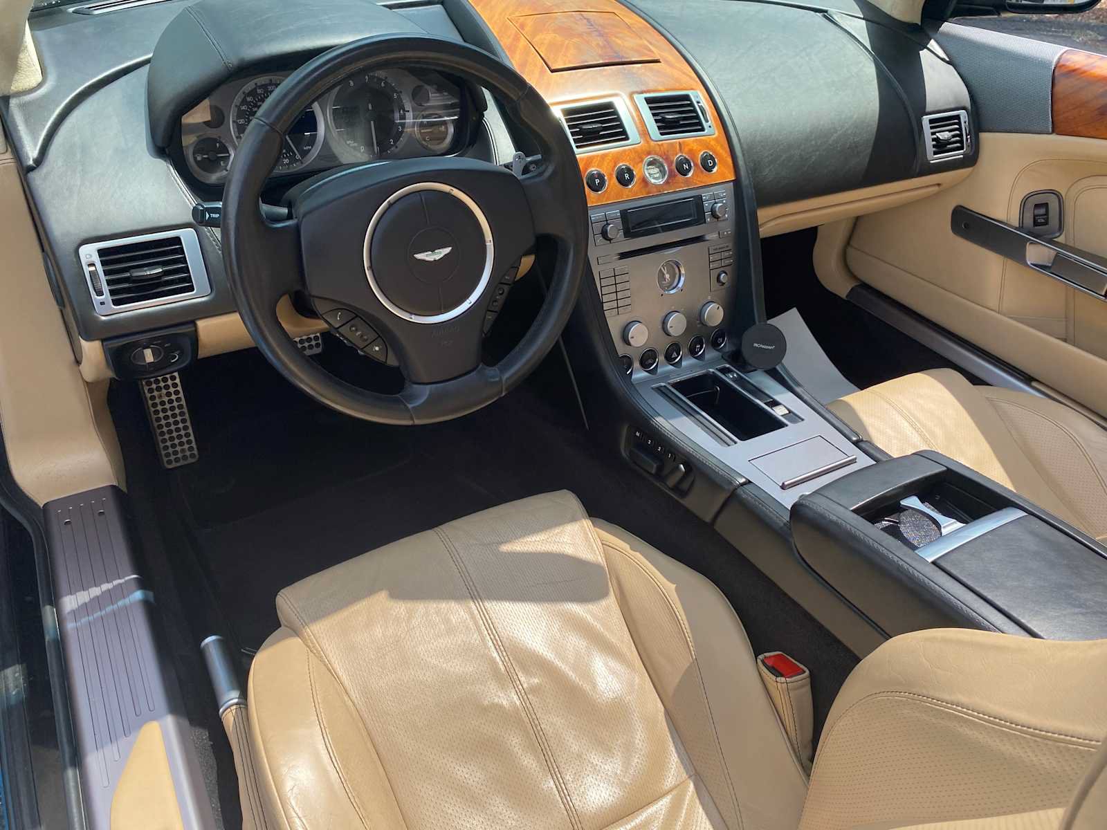 Used 2007 Aston Martin DB9 Volante RWD image 11