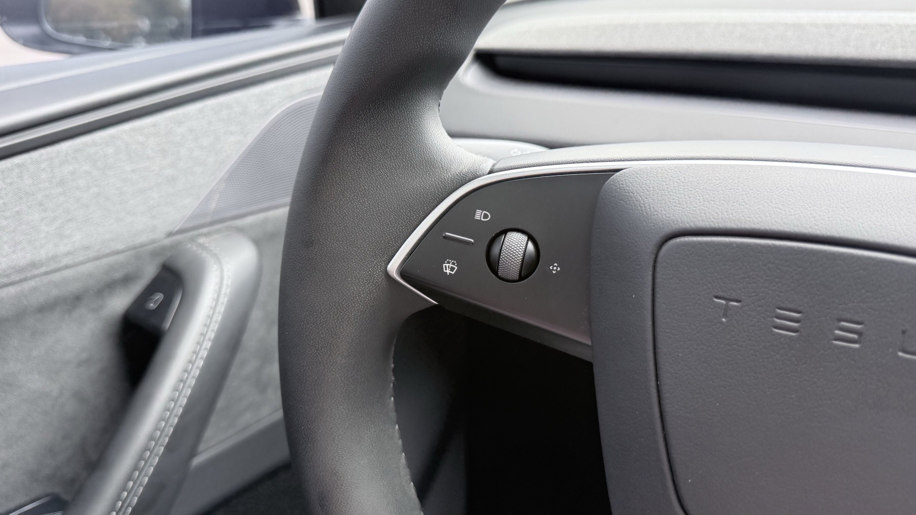 Used 2026 Tesla Model Y Long Range RWD image 58