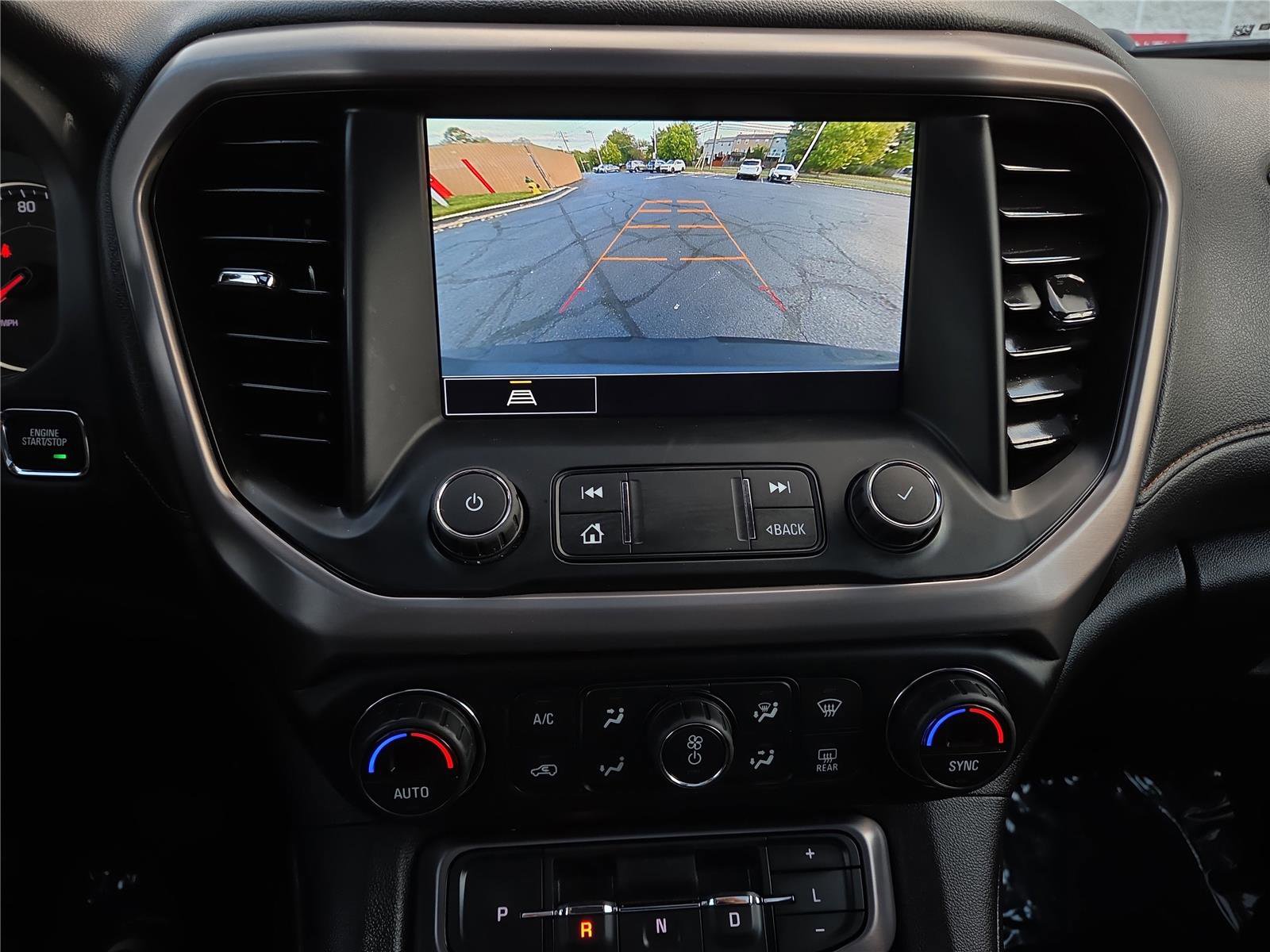 Used 2021 GMC Acadia AT4 w/ Preferred Package AWD/4WD image 21