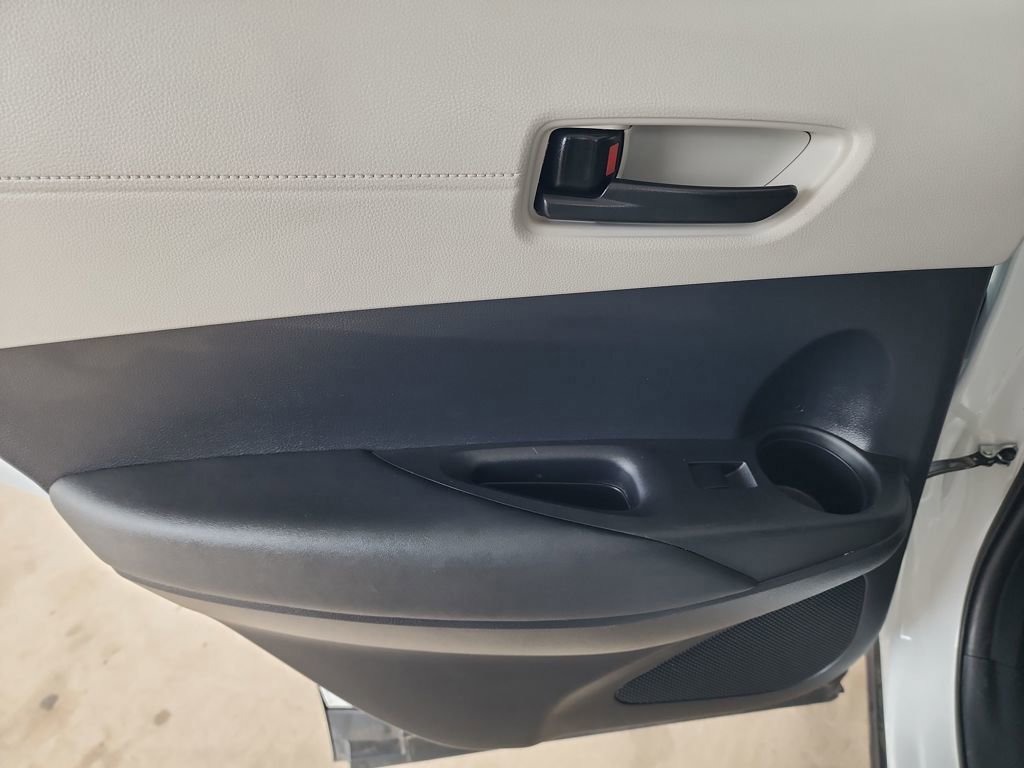 Used 2023 Toyota Corolla Cross LE image 35
