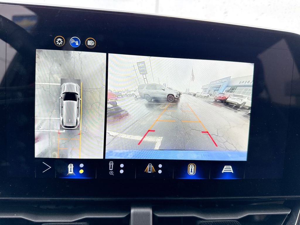 Used 2025 Chevrolet Equinox RS w/ Safety and Technology Package image 17