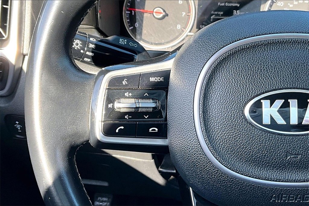 Used 2021 Kia Sorento S image 18