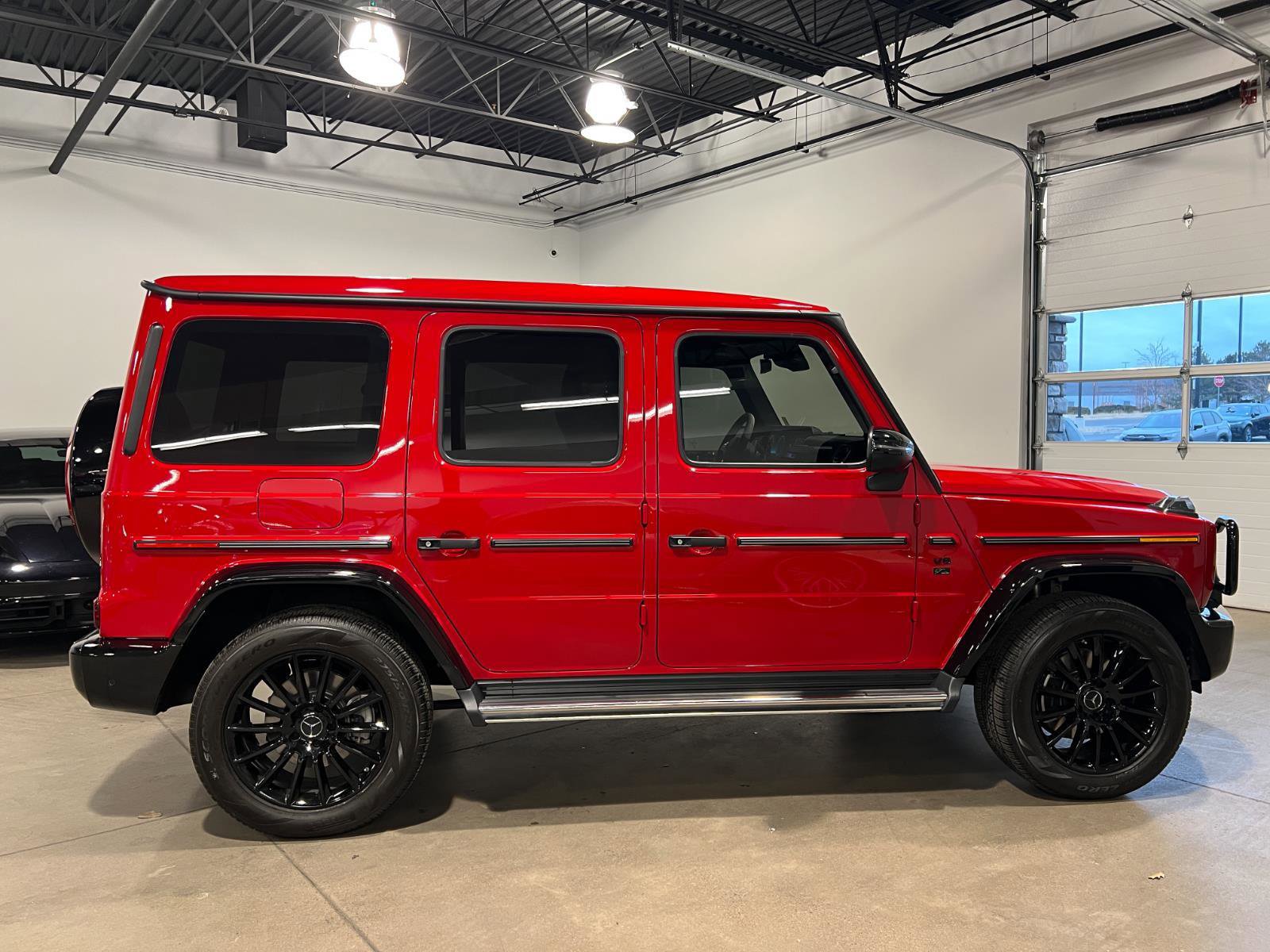 Used 2021 Mercedes-Benz G 550 image 2