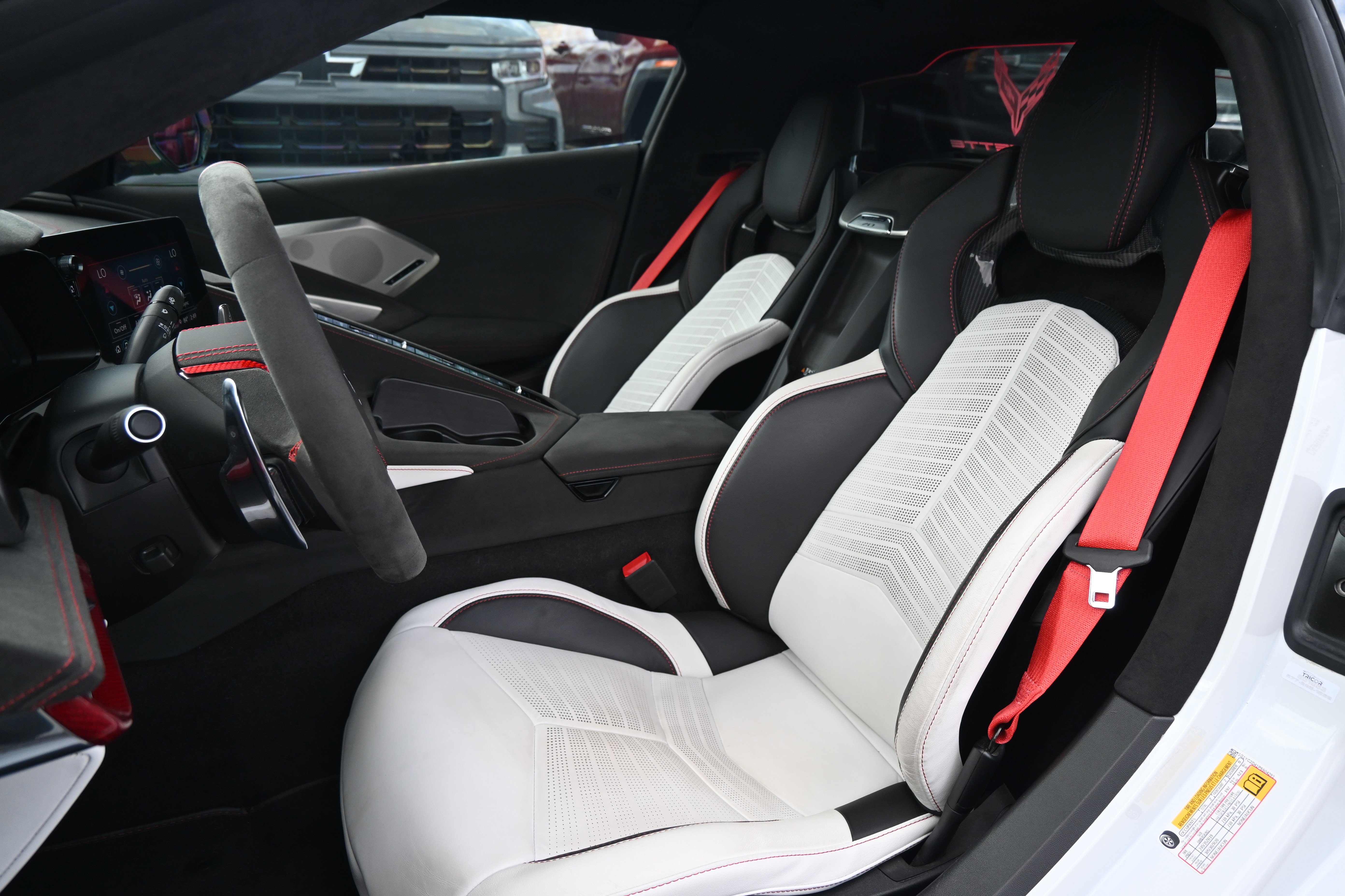 Used 2023 Chevrolet Corvette Stingray Premium Cpe w/ Z51 Performance Package image 7