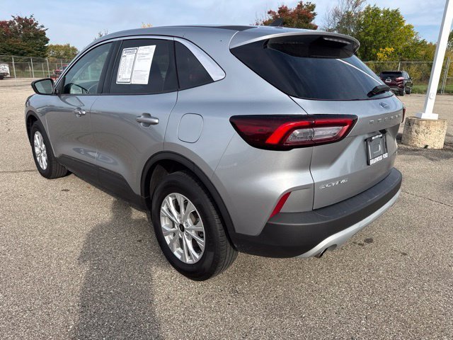 Used 2023 Ford Escape Active AWD/4WD image 5