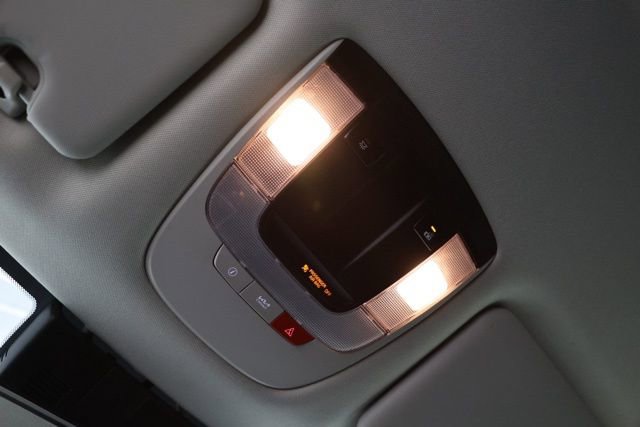 Used 2023 Kia Sportage EX image 30