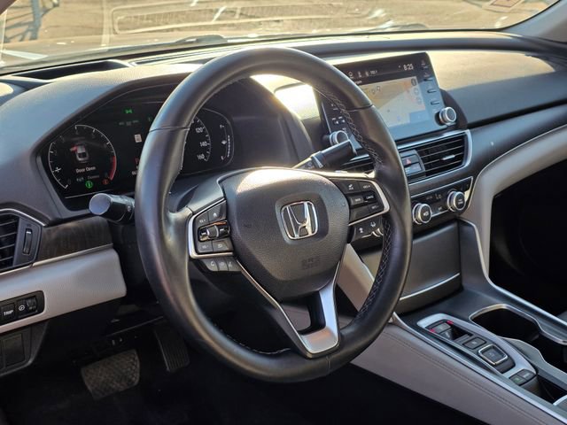 Used 2018 Honda Accord Touring image 13
