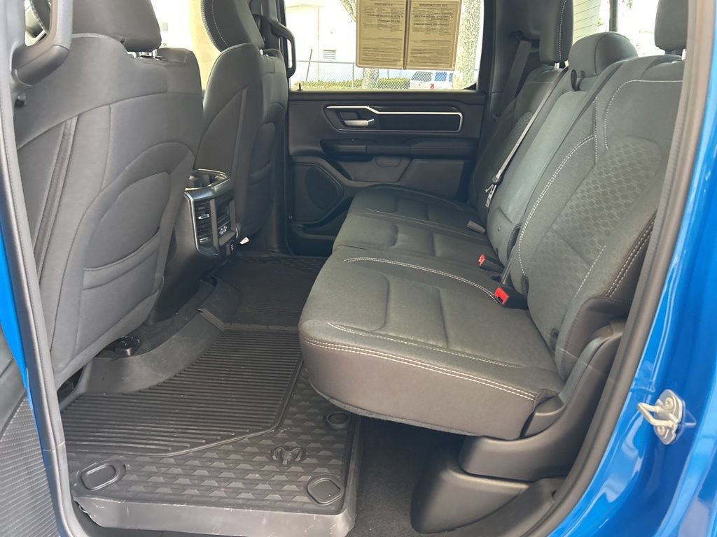 Used 2025 RAM 1500 Big Horn AWD/4WD image 40