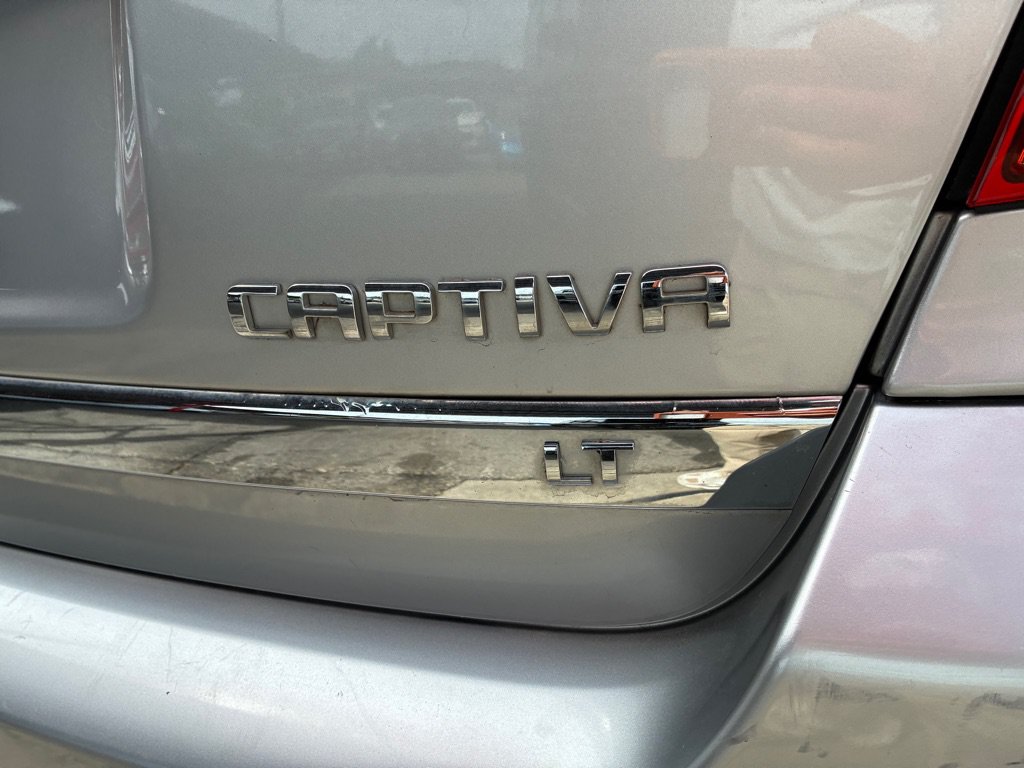 Used 2014 Chevrolet Captiva Sport LT w/ Convenience Package FWD image 23