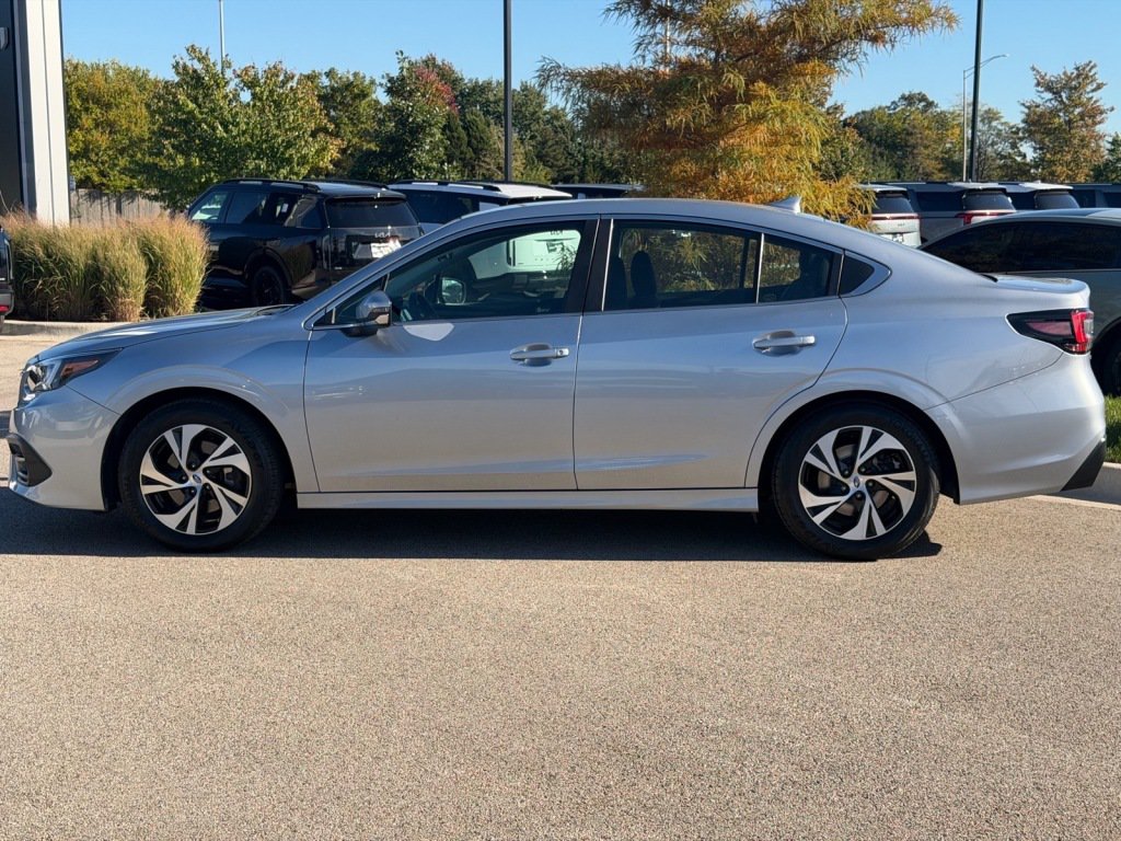 Used 2020 Subaru Legacy Premium AWD/4WD image 3