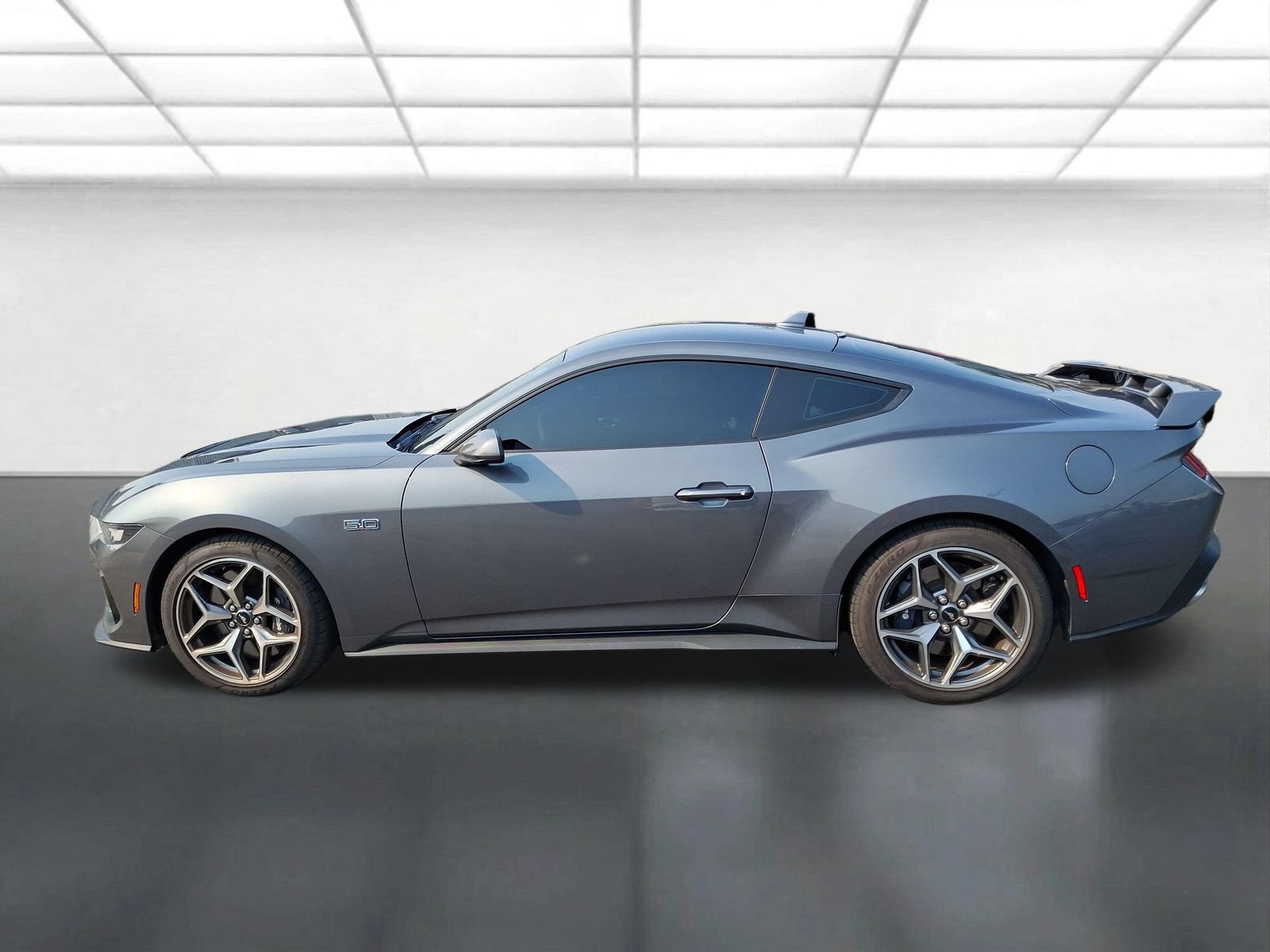 Used 2024 Ford Mustang GT Premium w/ GT Performance Package RWD image 6