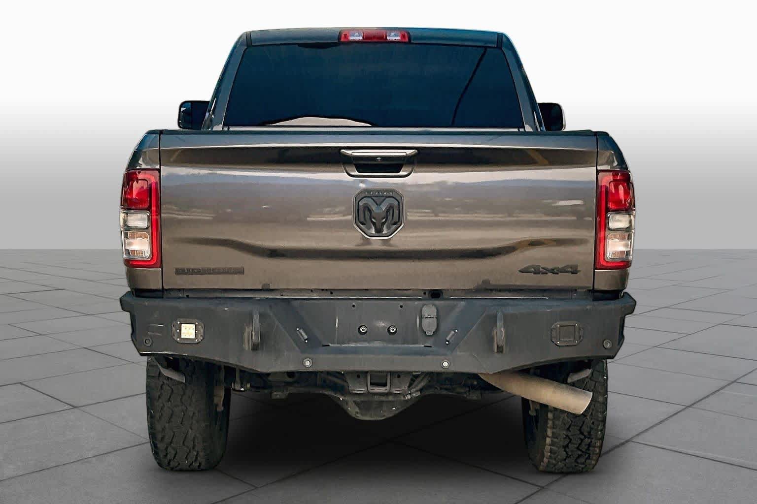 Used 2021 RAM 2500 Big Horn w/ Night Edition AWD/4WD image 5