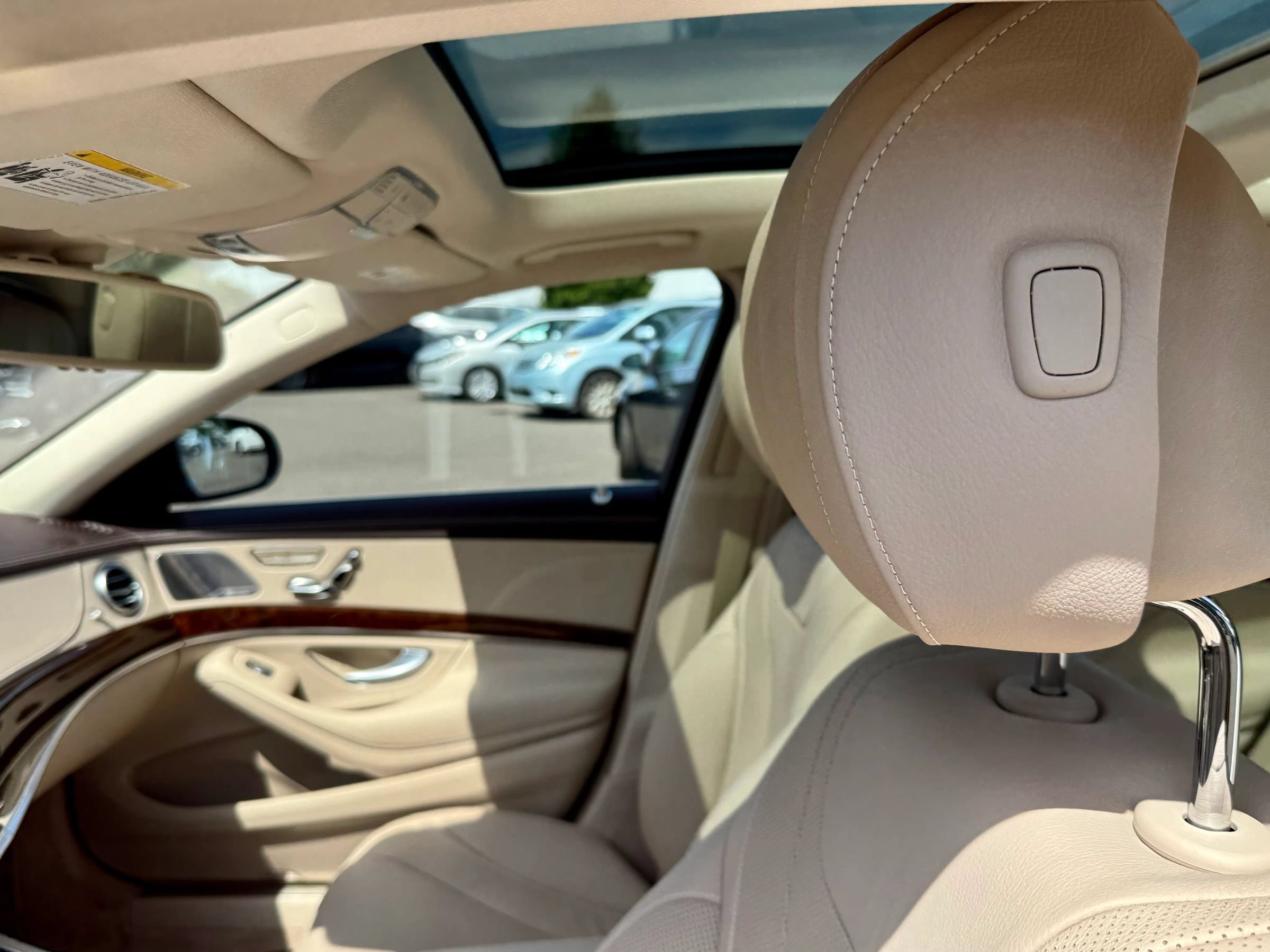 Used 2015 Mercedes-Benz S 550 4MATIC Sedan image 25