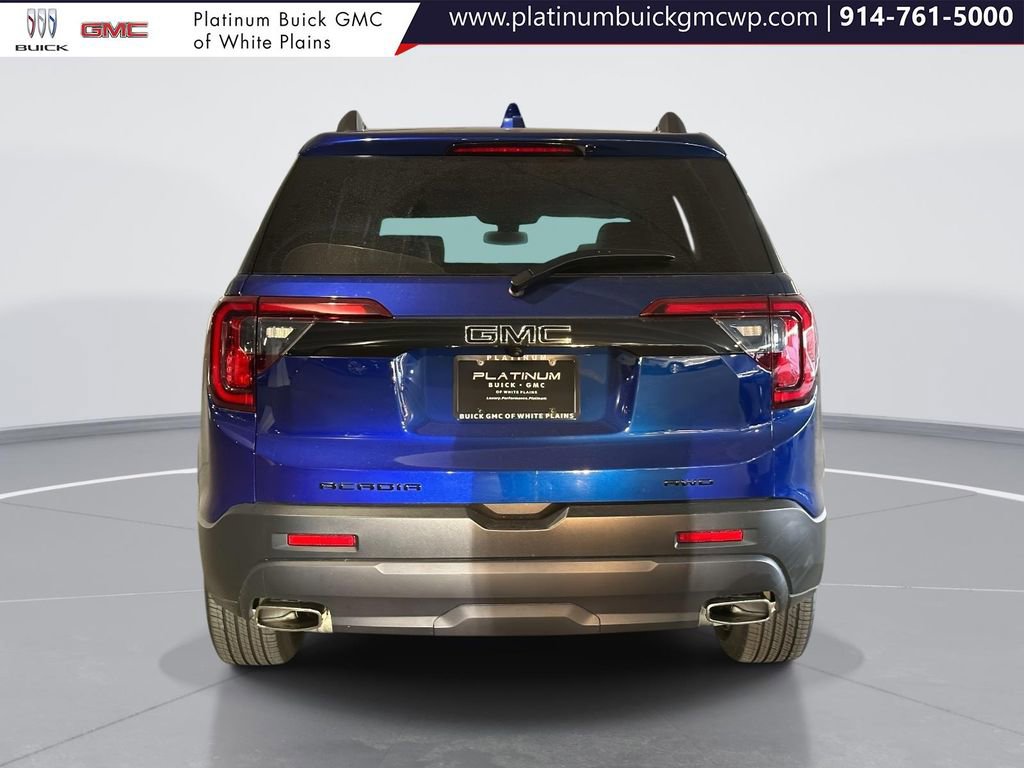 Used 2023 GMC Acadia SLT w/ Elevation Edition image 11