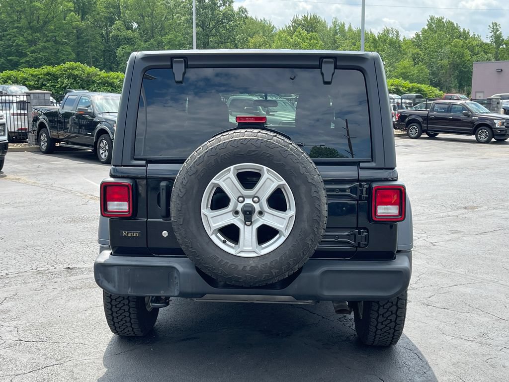 Used 2018 Jeep Wrangler Unlimited Sport S AWD/4WD image 6