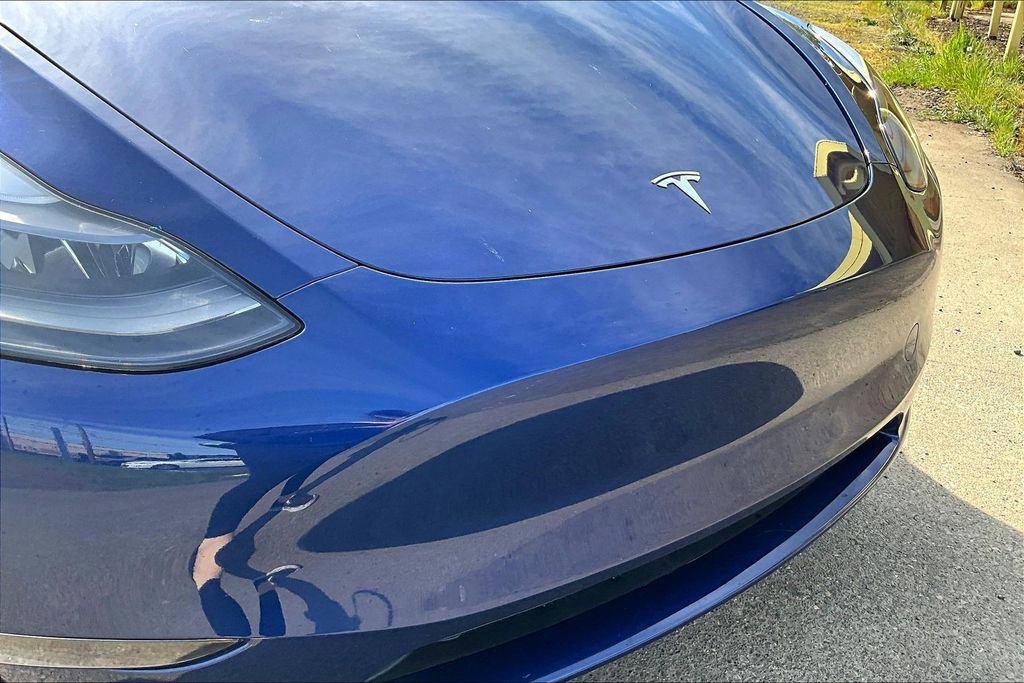 Used 2023 Tesla Model Y Long Range image 32