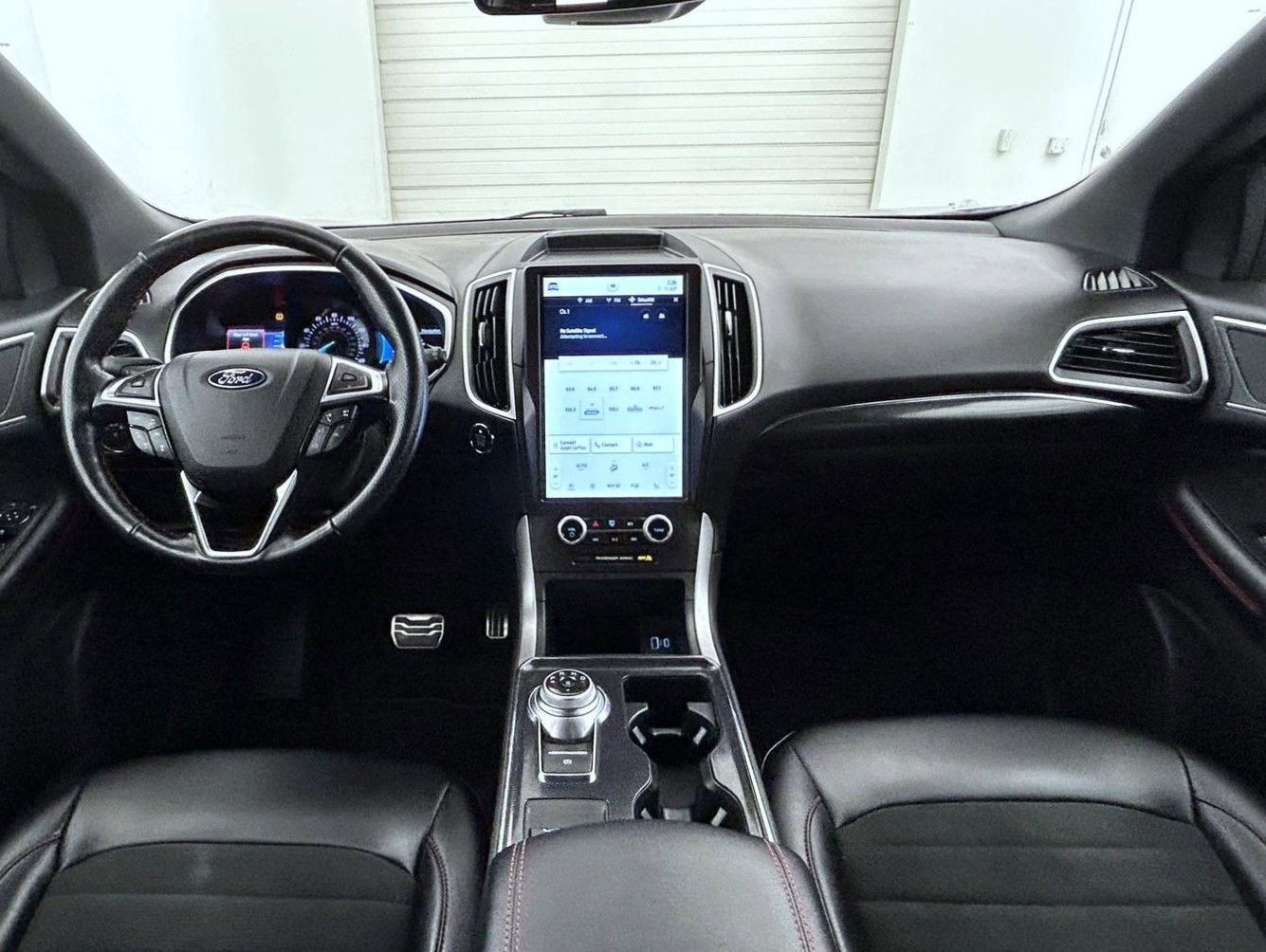 Used 2021 Ford Edge ST-Line image 13